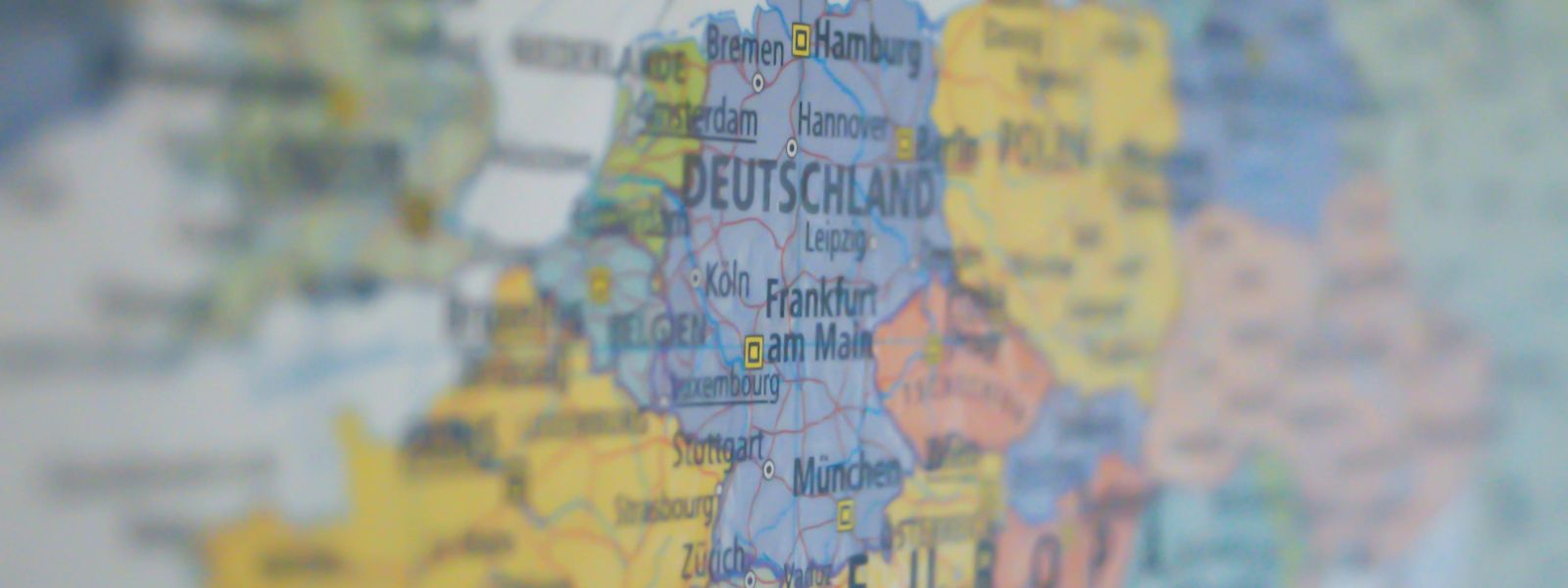 B2B Sales in Deutschland: Frankfurt Skyline als wirtschaftliches Zentrum